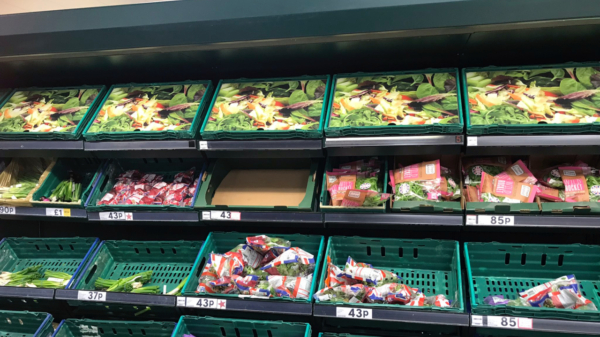 Engelse supermarkten zijn praktisch leeg, maar gelukkig hebben ze daar een handige lifehack voor