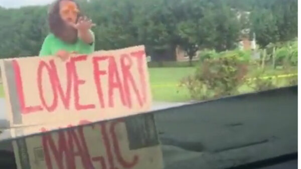 Man predikt liefde, scheten en magie