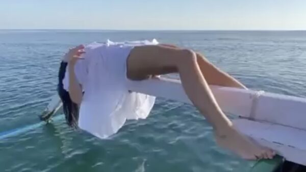 Wat zou er fout kunnen gaan als je bovenop een balk gaat liggen?