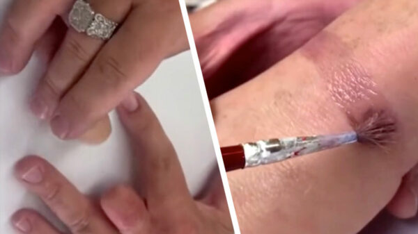 Dit is Amputee Barbie, de wereldberoemde vrouw die hyperrealistische protheses maakt