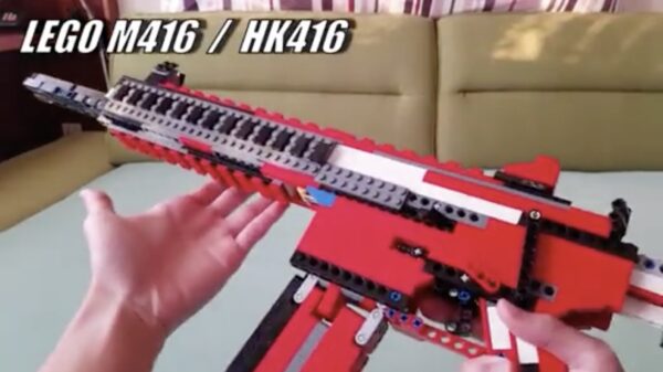 LEGO-baas bouwt een werkende M416 from scratch