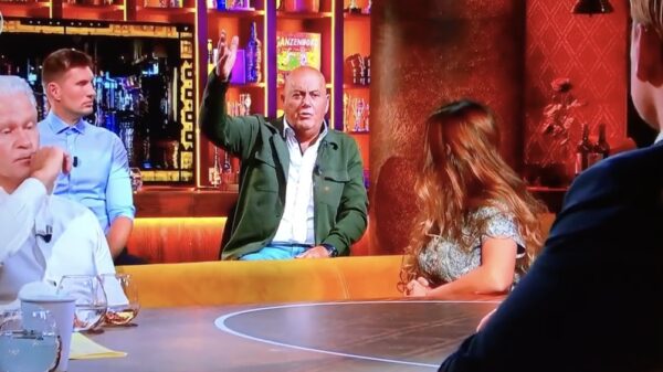 Jack van Gelder gaat los over het falende kabinet tijdens uitzending HLF8