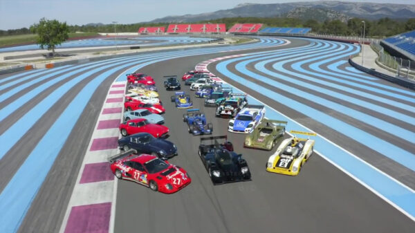 Hey pssst, 76 superdikke sportwagens kopen zonder minimumprijs? Check deze veiling!