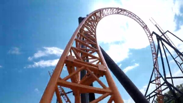 Fury is de allersnelste achtbaan in de Benelux en staat in Bobbejaanland