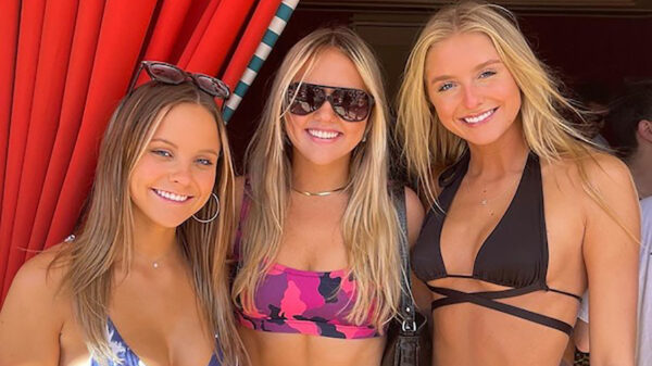 Met zulke vriendinnen wordt het verdomd moeilijk kiezen (21)