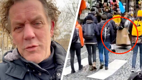 Kees van der Spek beukt in Parijs de kartonnen doos van balletje balletje-oplichter omver