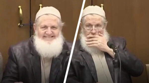 Deze geestelijke blijkt over een prima gevoel voor humor te beschikken