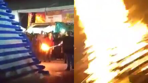 Het ontsteken van het vreugdevuur verliep niet al te voorspoedig