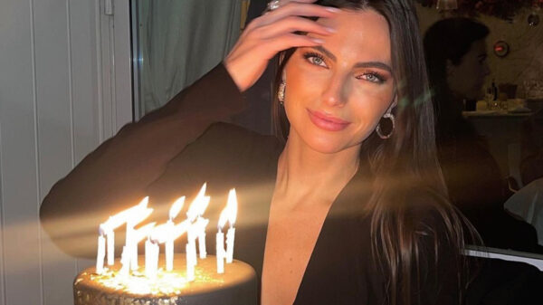 Hoera! Kelly Piquet, de vriendin van Max Verstappen wordt vandaag 33