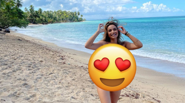 Ook Monica Geuze geniet van een prima bikini-vakantie