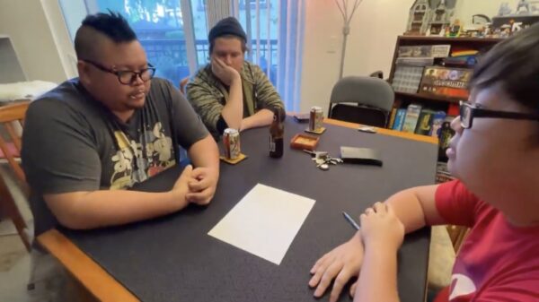 Met 'The Chicken Game' ben je op elk feestje sowieso de sfeermaker!