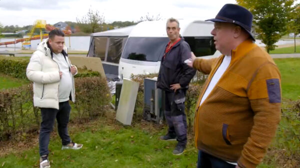 Peter Gillis wordt weer eens FOXWILD tijdens een inspectieronde over z'n park