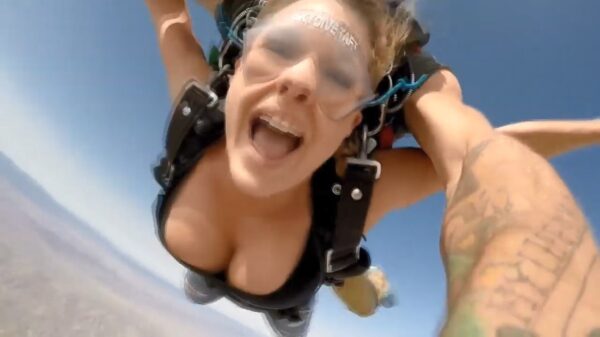 Wij hebben in ieder geval erg genoten van haar skydive