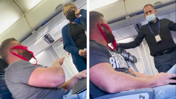 Adam Jenne wordt het vliegtuig uitgezet omdat hij een string als mondkapje gebruikt