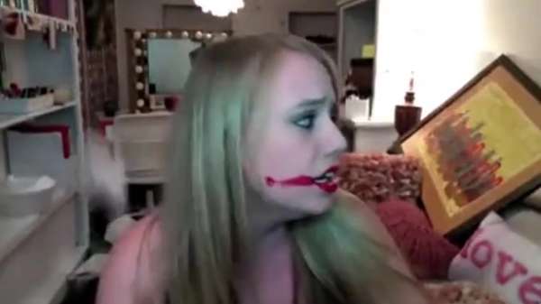 Makeup-vlogger geeft onbedoeld een prima Joker-tutorial