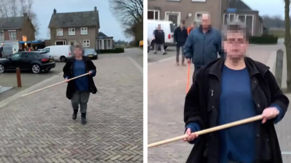 Karen is niet zo blij met carbidschieters en gaat er met een bezemsteel achteraan