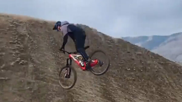 Een korte maar fijne compilatie MTB-klappers voor de sportievelingen