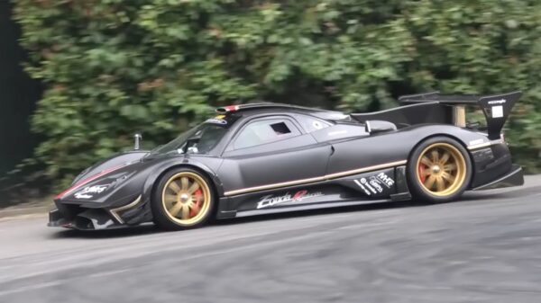 Dit is de meest lullige crash van een Pagani Zonda R aller tijden
