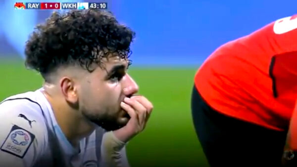 32-jarige voetballer Ousmane Coulibaly krijgt hartaanval tijdens wedstrijd in Qatar