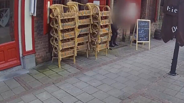 Vrouw mag niet bij Doesburgs restaurant naar het toilet en besluit voor de deur te kakken