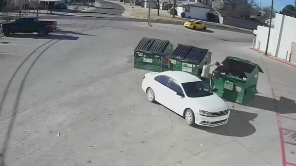 18-jarige Amerikaanse dumpt pasgeboren baby in afvalcontainer