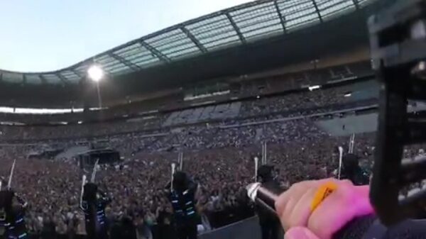 Zo ziet het eruit om voor 72.000 mensen op te treden