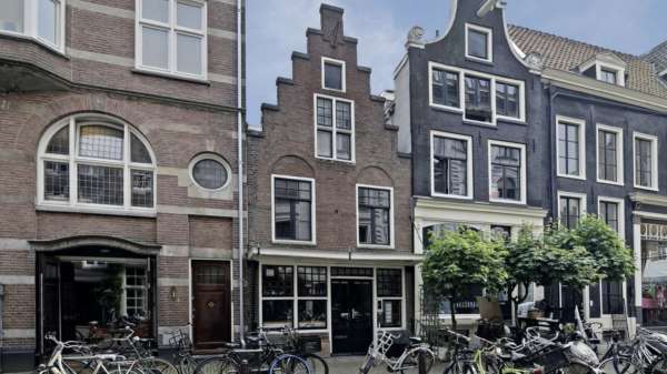 Woningmarkt in Amsterdam afgekoeld? Voor deze 64m2 moet je “gewoon” €660.000,- aftikken