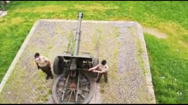 Vrouw laat zien geen bekwaam rukker te zijn