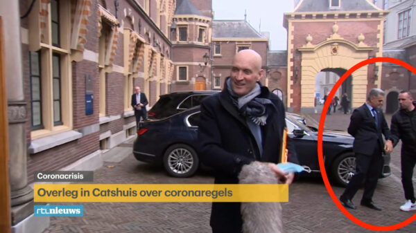 Busted! Kan iemand ons vertellen wat hier bij de Tweede Kamer onderhands wordt doorgegeven?