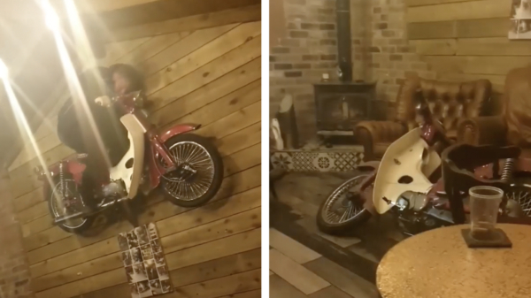 Het slechtste idee van het weekend: je scooter starten die aan de muur hangt