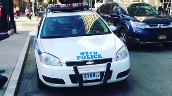 Politieagent blijkt prima Backstreet Boy te zijn