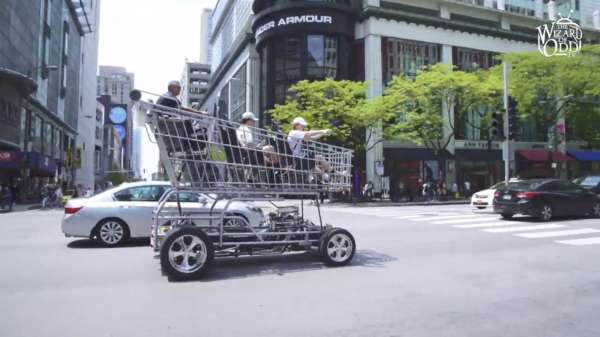 Boodschappen doen wordt weer leuk met deze mega Hot Rod winkelwagen