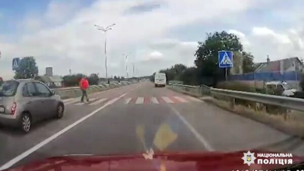 Niet iedereen heeft altijd zin om te stoppen voor een zebrapad