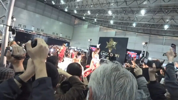 Betrapt: 'Autoliefhebbers' hadden weer genoeg te bewonderen op de Tokyo Auto Salon