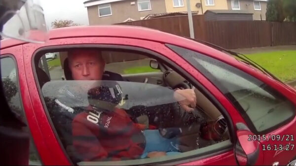 Vloekende Britten maken roadrage onbedoeld extreem grappig