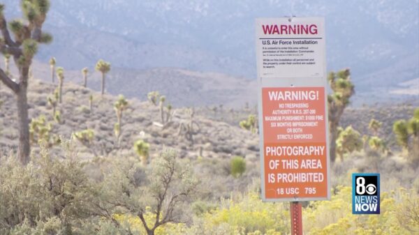 Omgeving Area 51 bereidt zich voor op invasie (en probeert er een slaatje uit te slaan)