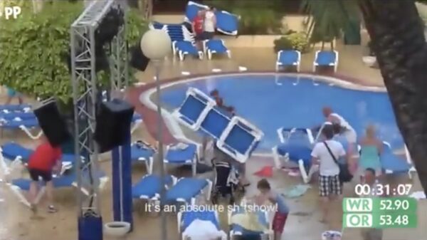 De finale van de 100 meter zonnebedjes-sprint was weer berespannend