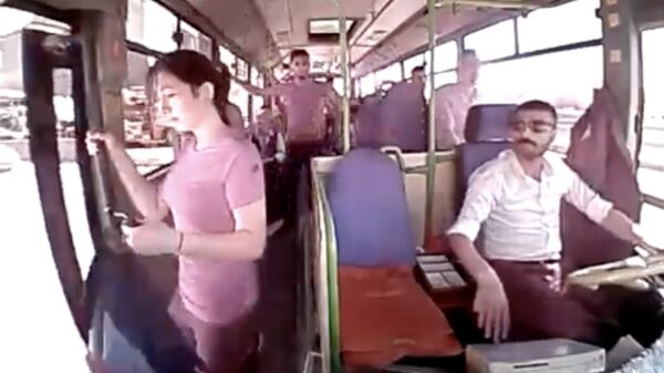 Haar eerste ervaring met het openbaar vervoer was geen geslaagde