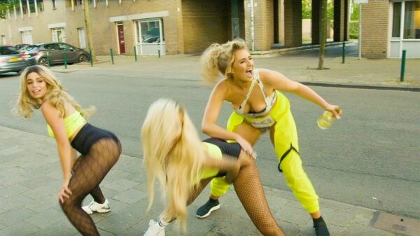 We twerken het weekend in met de nieuwe clip van Temptation Islands Fabiola!