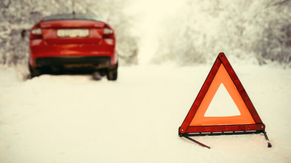 Waarom het in de sneeuw extra belangrijk is om afstand te houden