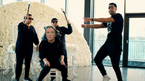 Erica Meiland wil aangifte doen tegen 'rapper' JABROUN om bedreiging in videoclip