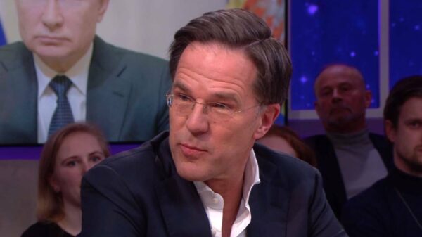 Mark Rutte stapt op tijdens uitzending Jinek: "Ongemakkelijk om hier langer te blijven zitten"