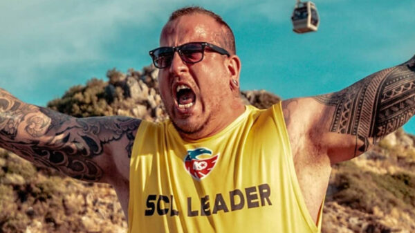 Kelvin de Ruiter laat zijn bizarre transformatie zien naar sterkste man van Nederland