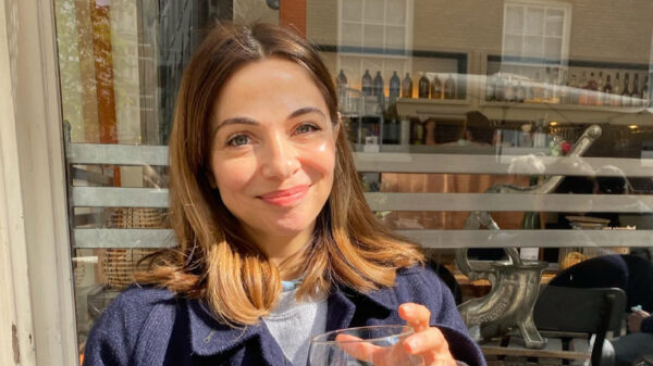 Twitter ontploft na reactie Georgina Verbaan over aanrijding gijzelnemer Apple Store Amsterdam