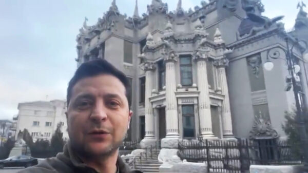 President Zelensky weigert aanbod van Amerika om te evacueren: "﻿I need ammunition, not a ride"