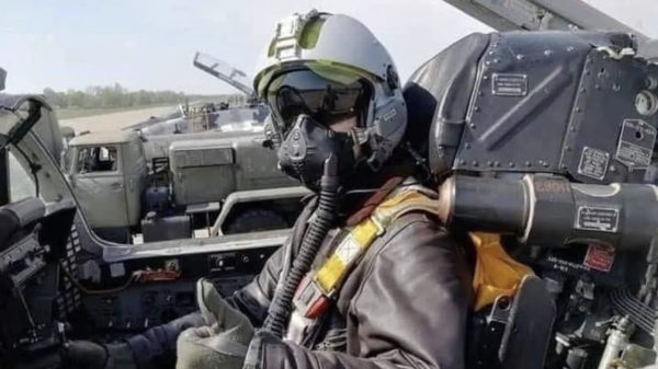 Video van de 'Ghost Of Kiev' die 6 Russische gevechtsvliegtuigen neerhaalt gaat viral
