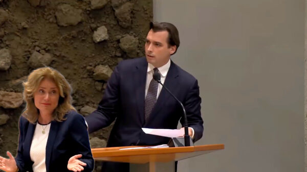 Thierry Baudet BOOS op voorzitter Vera Bergkamp die zijn moties over Oekraïne weigert