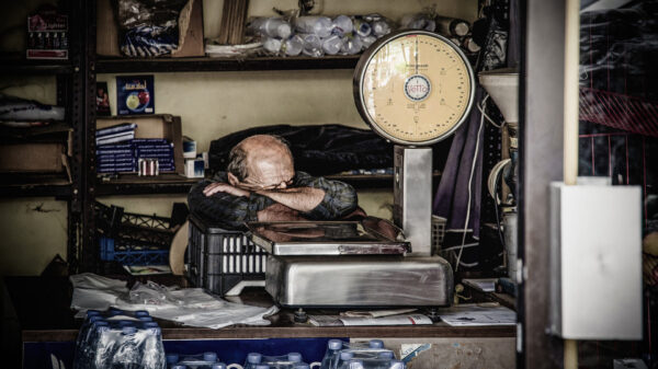 Ssst, allemaal stil zijn. Opa ligt te slapen