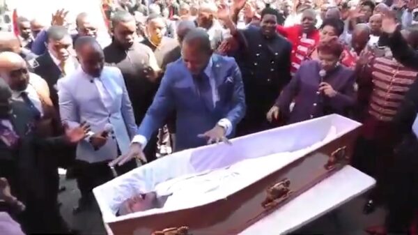 Wonder boven wonder: pastoor weet dode man tot leven te wekken