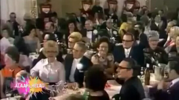 Duitsers gonna Duits tijdens carnavalsvoorstelling